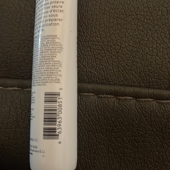 Dr. Brandt backlight primer - Picture 4 of 4